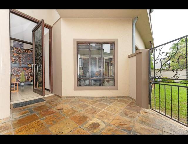 4 BEDROOM PROPERTY TO RENT IN FOURWAYS